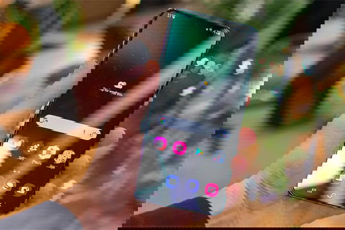 cau-hinh-galaxy-s22-plus-256gb-xtmobile
