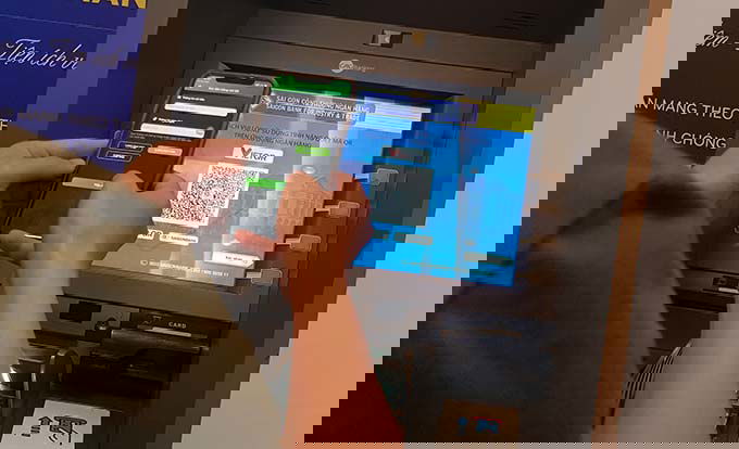 Rút tiền ATM bằng mã QR không cần thẻ có an toàn không?