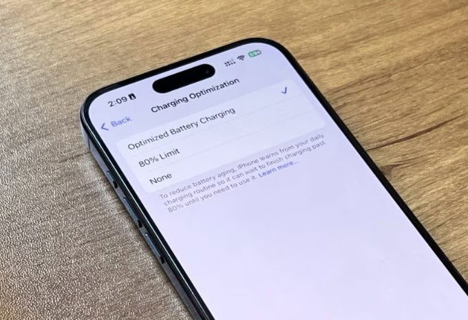Pin sạc iPhone 15 256GB Cũ Đẹp 97%