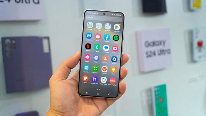 Màn hình chống chói sắc nét
