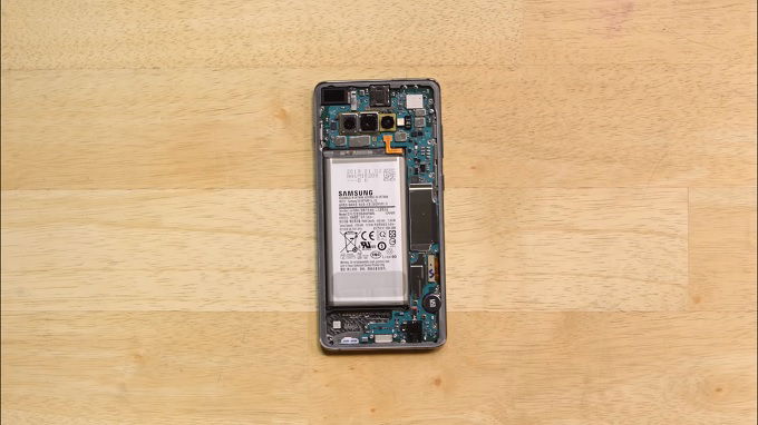 Linh kiện trong Galaxy S10 khá đắt đỏ