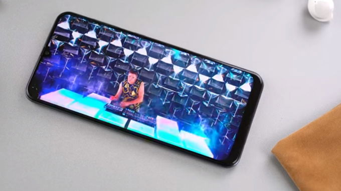 Galaxy A50 được trang bị viên pin lớn 007Win.com Số #1 Tặng 77K lên đến 4000 mAp