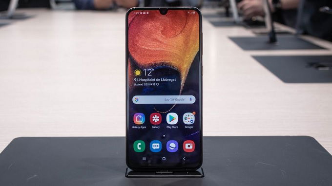 Galaxy A50 có App 007Win hỗ trợ đa dạng nền tảng tràn viền giọt nước