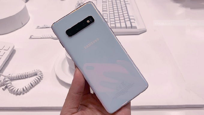 Kiểm tra thông tin IMEI trong máy và phần vỏ xem có trùng khớp?