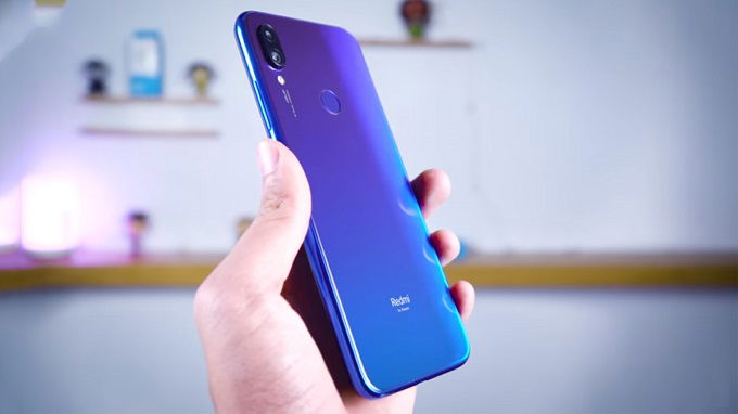 Redmi Note 7 Pro được phủ thêm một lớp nano chống nước tốt