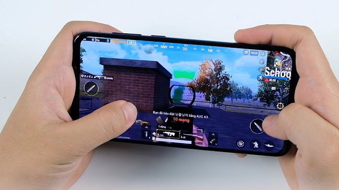Cấu hình Vsmart Lux được cung cấp sức mạnh từ chip Snapdragon 768G hoàn toàn mới đến từ Qualcomm có hỗ trợ 5G.