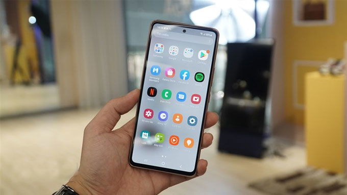 Galaxy A53 5G có chất lượng hiển thị tốt hơn