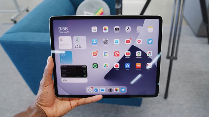 iPad Pro M1 có 2 tùy chọn kích thước và có độ phân giải cao