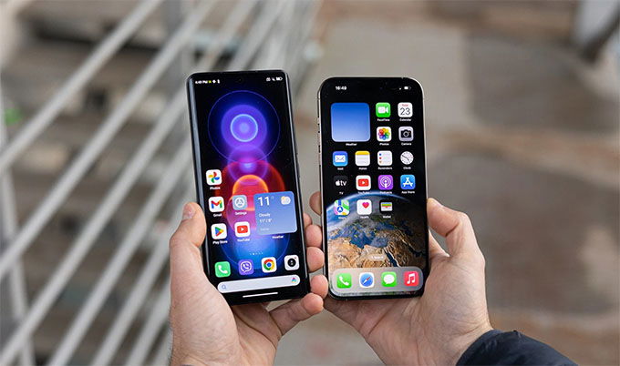 man-hinh-xiaomi-13-pro-va-iphone-14-pro-max-xtmobile