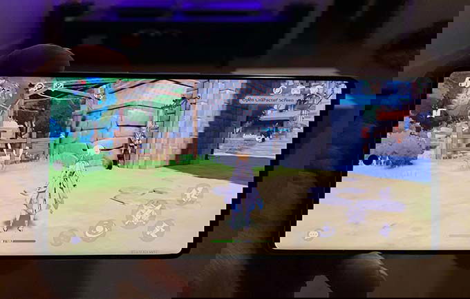 Cấu hình mạnh mẽ với chip xử lý Google Tensor 2