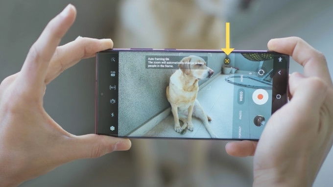 Bật Auto Framing để video thêm mượt mà