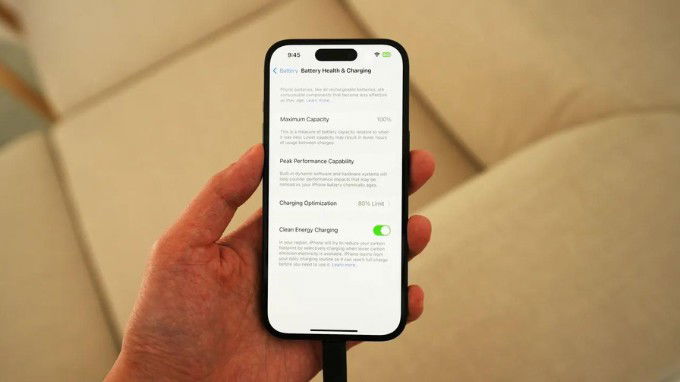 Check tình trạng pin của iPhone 15 cũ