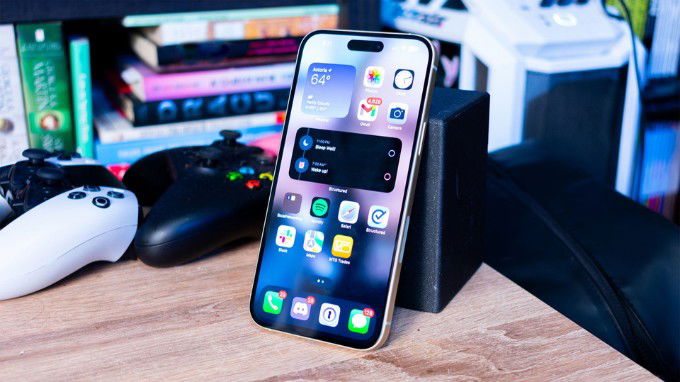 Kiểm tra iPhone 15 cũ có bị khóa iCloud