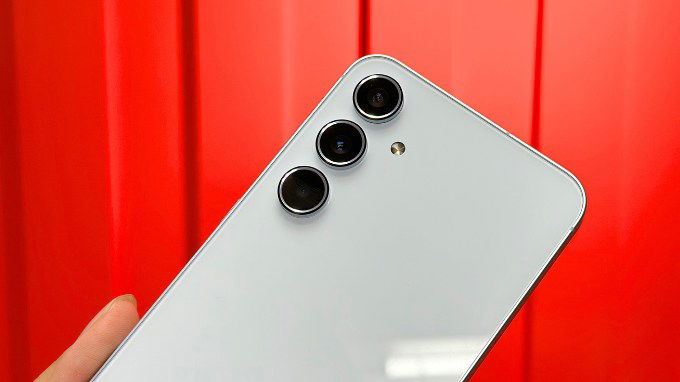 Cụm camera trên Galaxy A55 5G