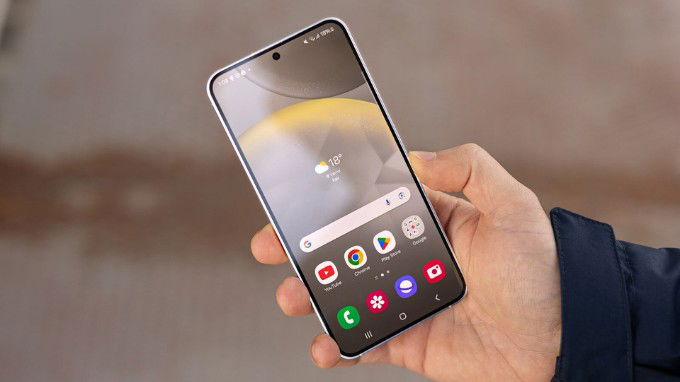Màn hình hiển thị trên Galaxy S24
