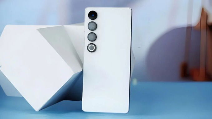 Thiết kế của Meizu 21 Pro
