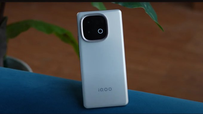 Vivo iQOO Neo 10