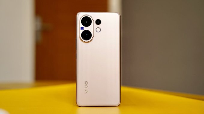 anh-vivo-v60-xtmobile