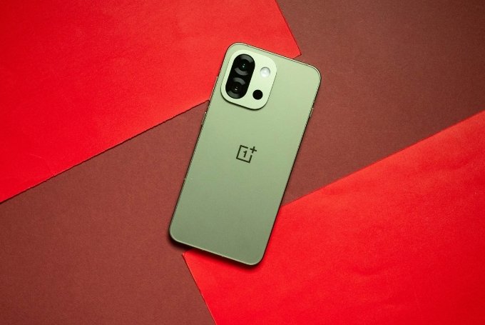 Đánh giá OnePlus 13s về thiết kế