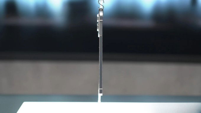 Độ mỏng của Galaxy S25 Edge