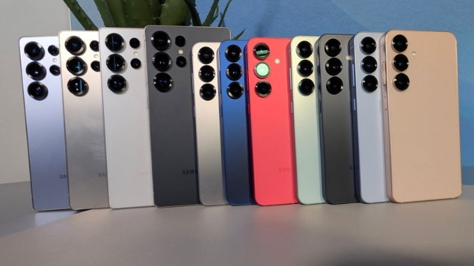 iPhone 16e có thật sự vượt trội hơn Galaxy S25 Ultra?