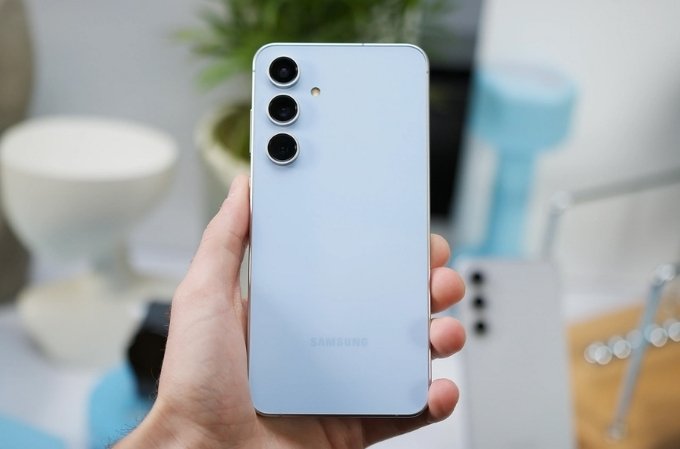 galaxy-s25-fe-haze-hop-menh-nao-xtmobile