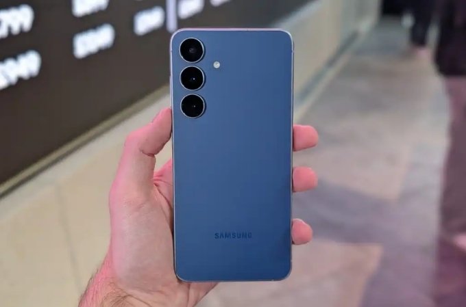 galaxy-s25-fe-navy-hop-menh-nao-xtmobile