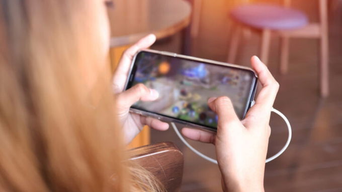 Một số lưu ý giúp hạn chế lỗi iPhone đang sạc bị dừng