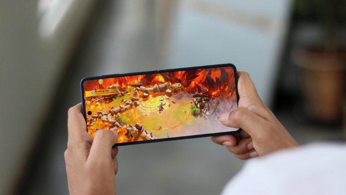 Hiệu năng Galaxy Z Flip 7