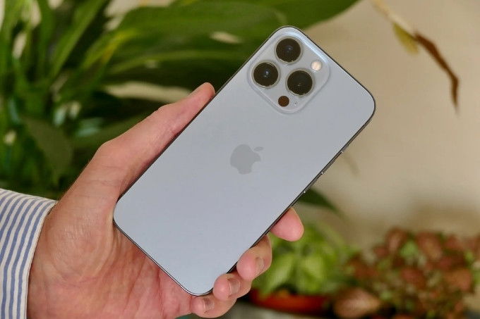 iPhone 13 Pro 128GB - Giá chỉ từ 10,99 triệu đồng