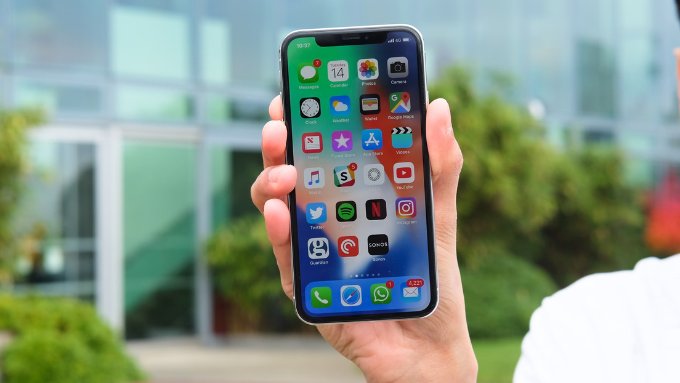 iPhone X