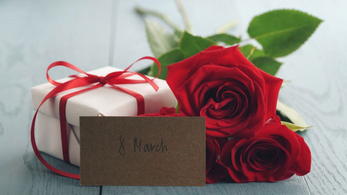 Lời chúc 8/3 bằng tiếng Anh hay và ngắn gọn