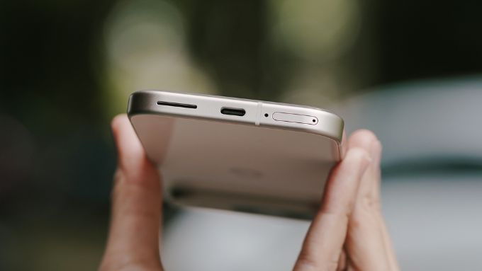 So sánh Google Pixel 9a và Google Pixel 9 về pin