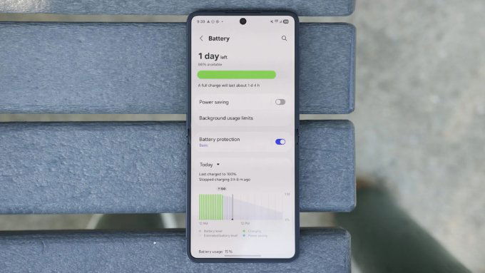 Pin sạc Galaxy Z Flip 7