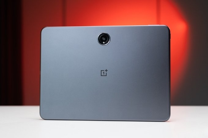 So sánh OnePlus Pad 3 và OnePlus Pad 2 về thiết kế