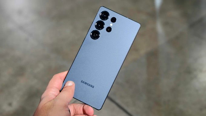 Thiết kế bên ngoài Galaxy S25 Ultra