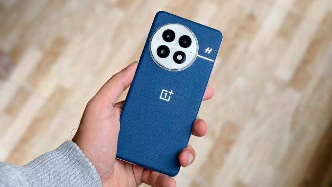 Thiết kế bên ngoài OnePlus 13