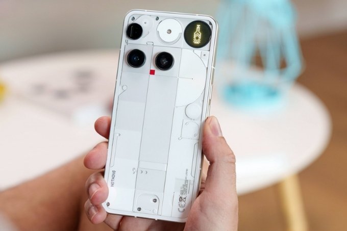 Thiết kế bên ngoài Nothing Phone (3)
