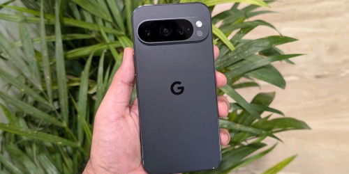 Ảnh render đầu tiên của bộ ba Google Pixel 10 cho thấy thiết kế quen thuộc