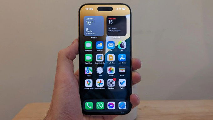 Màn hình mượt mà hơn, chống trầy xước tốt hơn