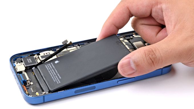 Ưu điểm mua iPhone thay pin