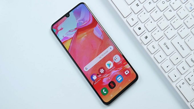  Galaxy A70 được trang bị App 007Win hỗ trợ đa dạng nền tảng Full HD+ 6,7 inch và cảm biến vân tay 