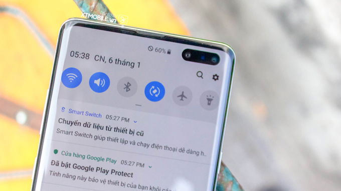 Galaxy S10 5GB Hàn Quốc được tích hợp camera selfie kép, có thêm cảm biến giúp nhận diện khuôn mặt nhanh hơn