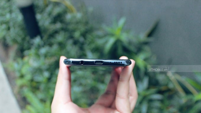 Jack tai nghe trên Galaxy A50 vẫn duy trì