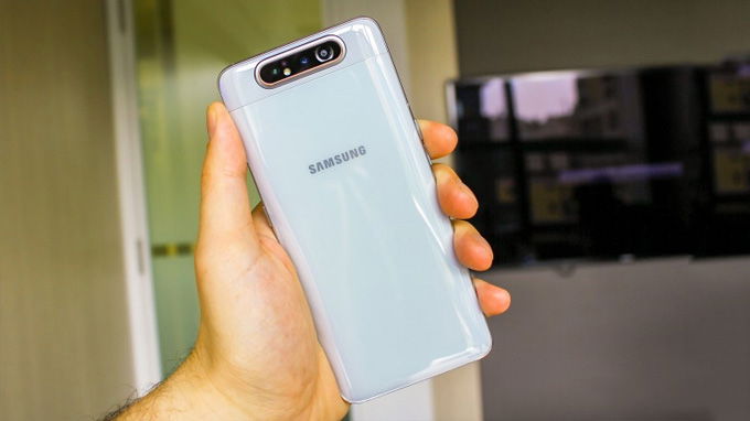 Galaxy A80 sở hữu hệ thống camera 