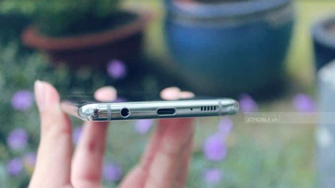  Galaxy S10 Plus giữ lại jack cắm tai nghe 3,5mm