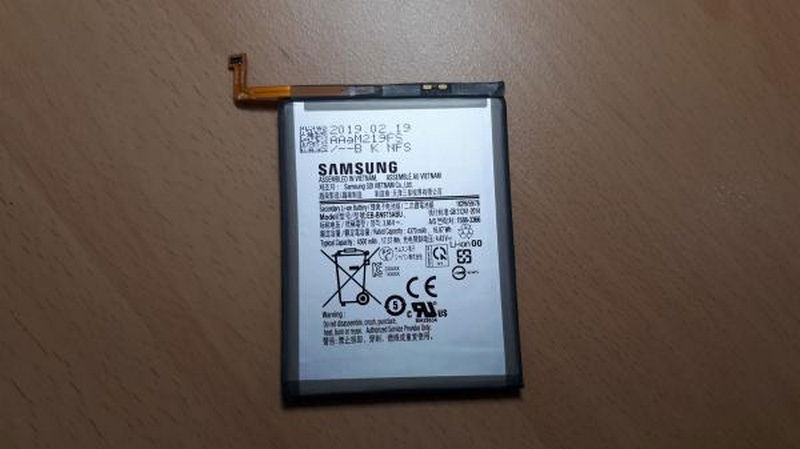 Dung lượng pin Galaxy Note 10 Pro lên đến 4500 mAh