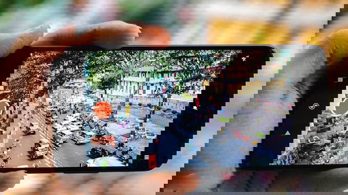 Redmi Note 11 có số lượng ống kính ít nhưng chất lượng
