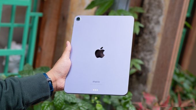 Mặt lưng của iPad Air 5 256GB Wifi 
