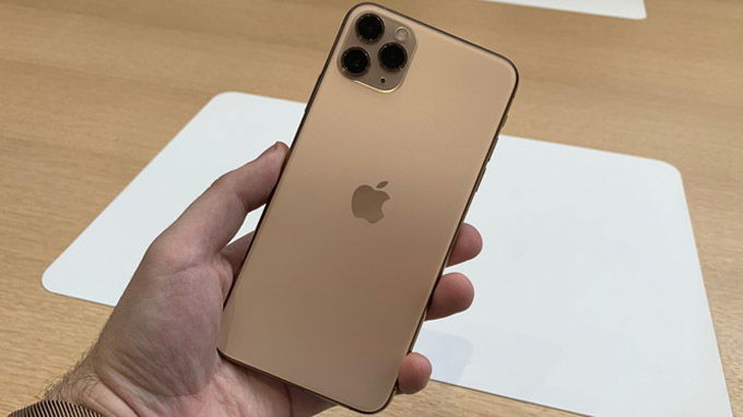 Ngoại hình iPhone 11 Pro Max 512GB cũ 97%